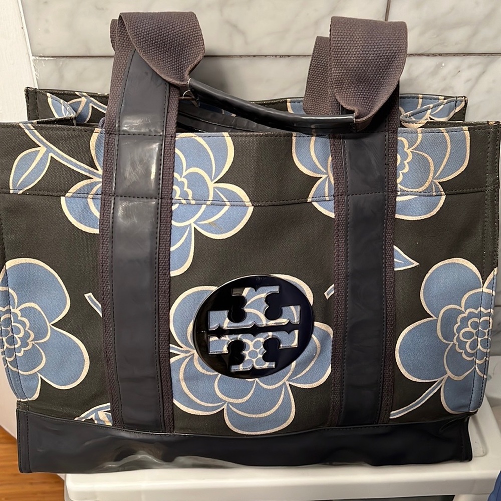 Tory Burch tote